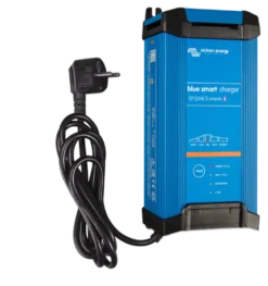 Victron Energy Laddare Blue Smart 12V/20A IP22 3 utgångar med Bluetooth