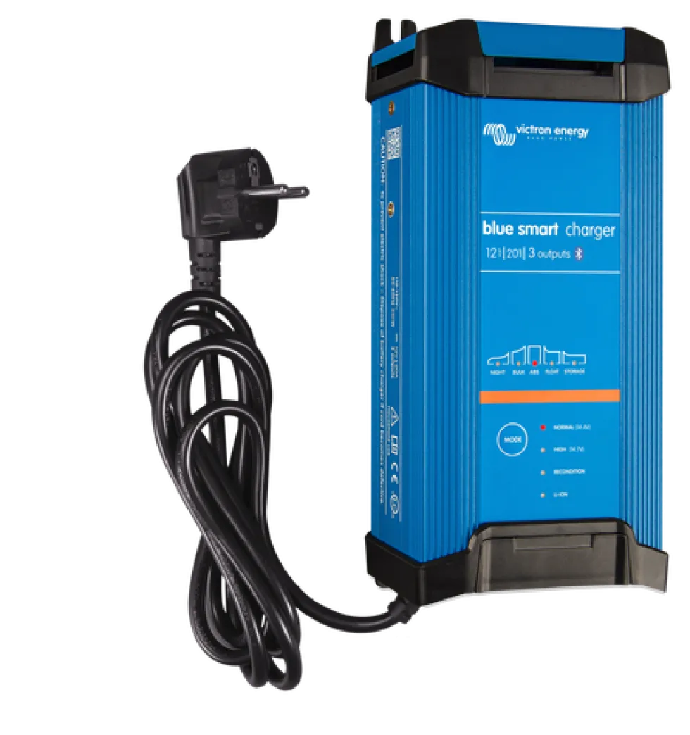 Victron Energy Laddare Blue Smart 12V/20A IP22 3 utgångar med Bluetooth
