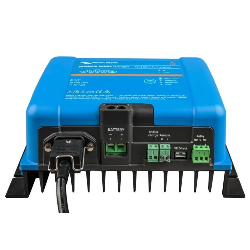 Victron Energy Laddare Phoenix Smart 12V/50A IP43 1+1 utgångar med Bluetooth