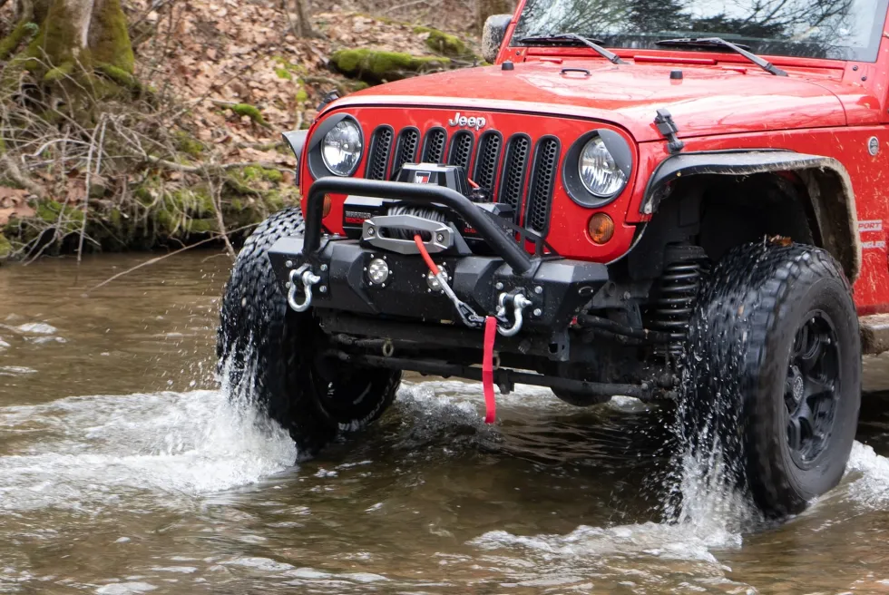 Warrior Winches Vinsch Gladiator 12,000 lbs, 12V Armortek Extreme