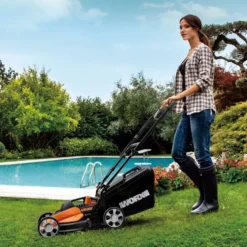 Worx Kombokit 20V WG927E - Gräsklippare WG779E.9 & grästrimmer WG157E.9