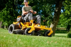 Zero-Turn Åkgräsklippare Cub Cadet Ultima XZ5 L127