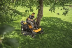 Zero-Turn Åkgräsklippare Cub Cadet XZ3 122