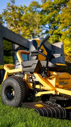 Zero-Turn Åkgräsklippare Cub Cadet Ultima XZ5 L107